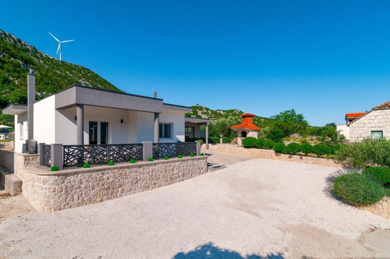 Villa Elin Seoca ภายนอก รูปภาพ