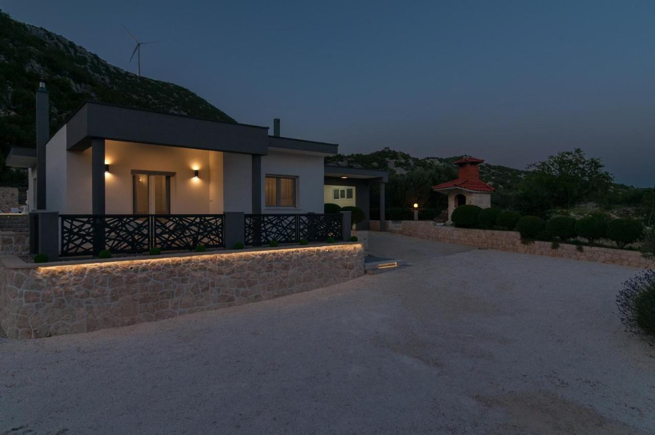 Villa Elin Seoca ภายนอก รูปภาพ