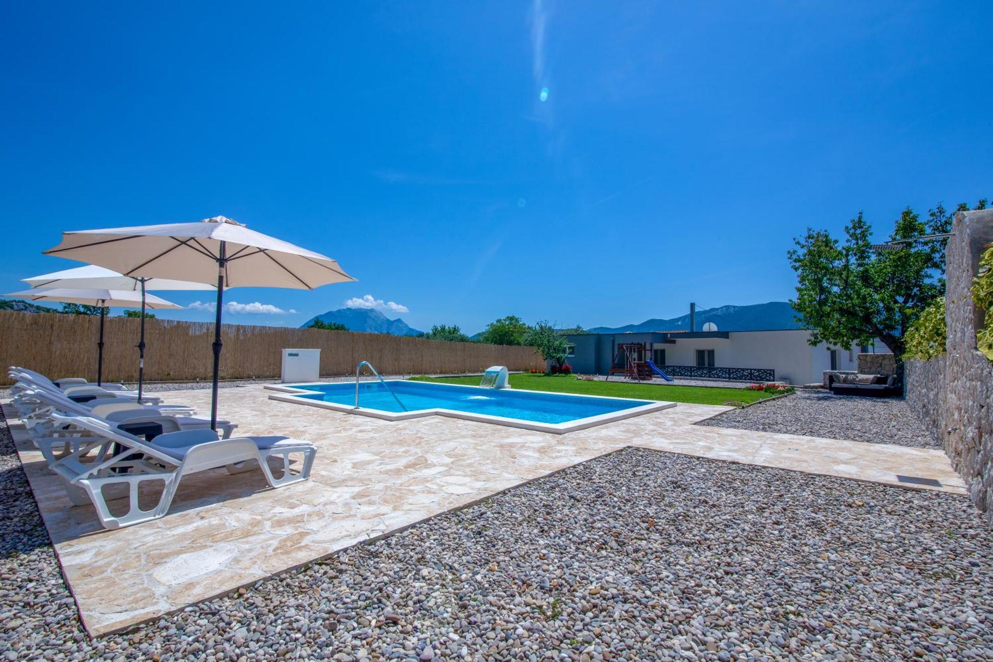 Villa Elin Seoca ภายนอก รูปภาพ